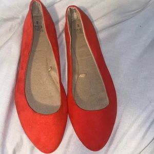 Size 9 red flats. NEW